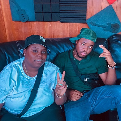 Cassio Spotted Chilling With Nigerian Music Artiste, Teni