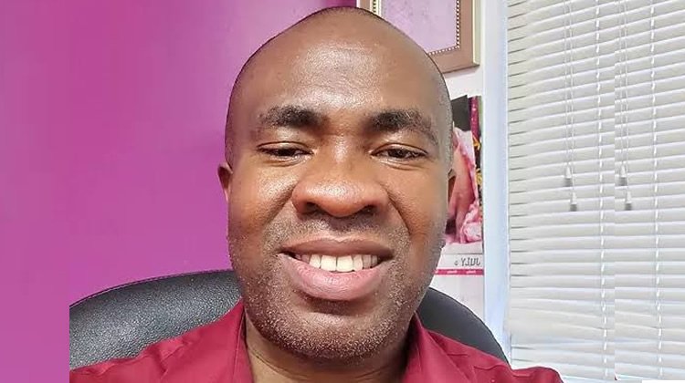 Nigerian doctor suspended for hugging, blowing kiss at co-worker